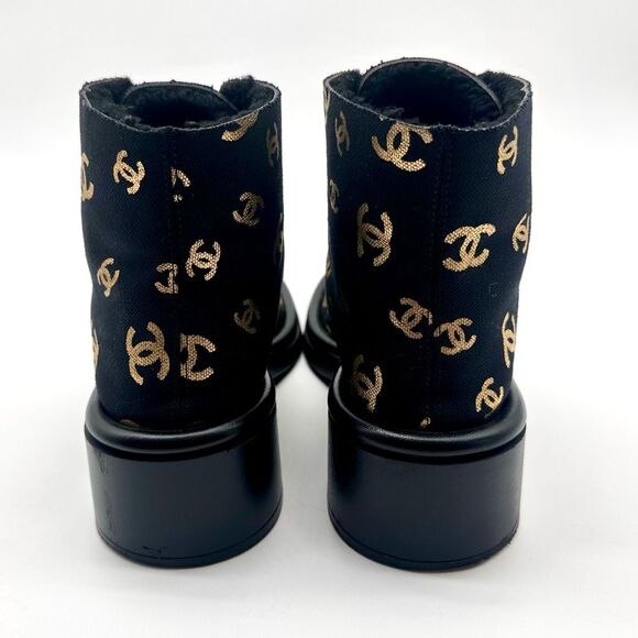 Chanel CC Logo Canvas Shearling Lace Up Combat Boots Black & Gold EU 39 US 8.5-8 - Picture 3 of 15